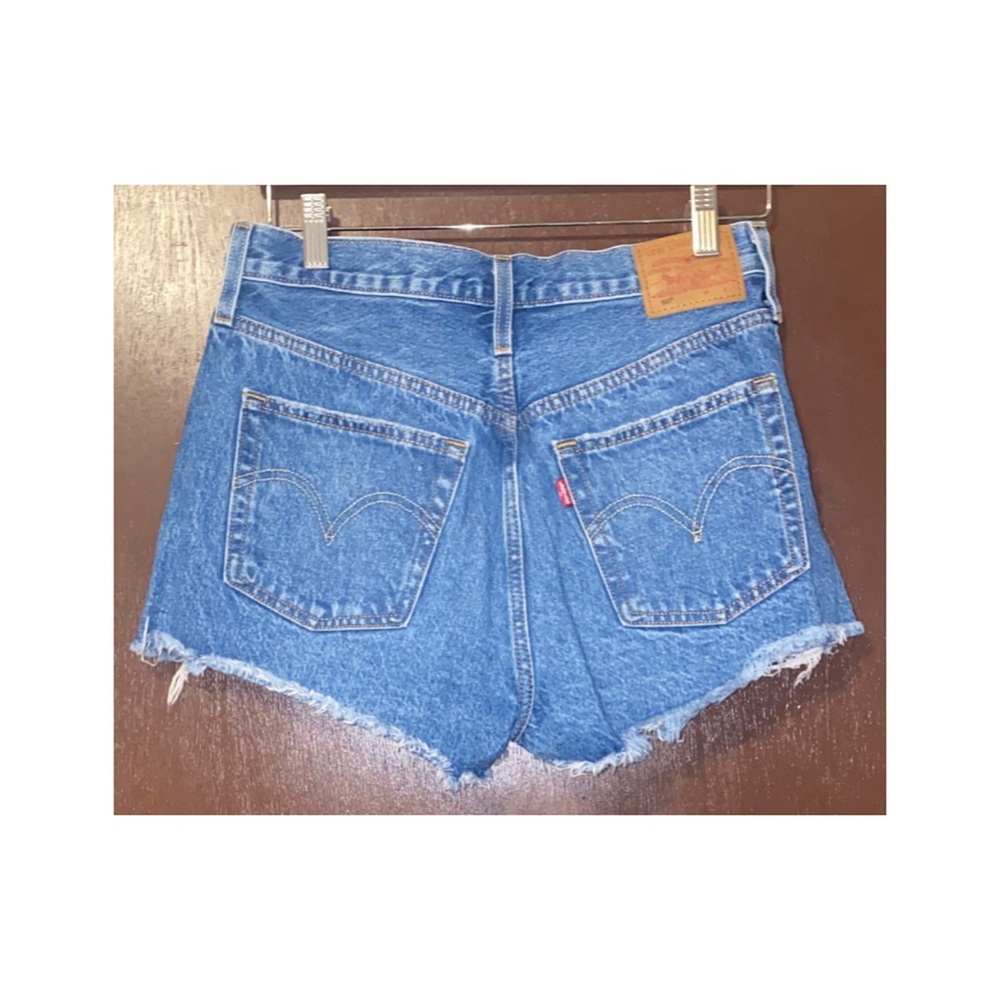 Levis Premium 501 shorts size 28 - Picture 6 of 9